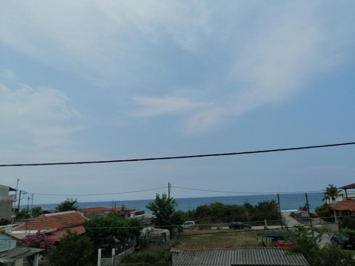 Aparthotel Ο Ακλόνητος Néa Meságkala Exterior foto