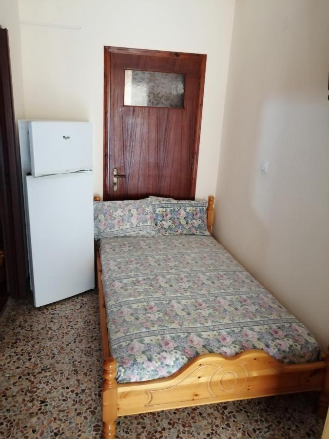 Aparthotel Ο Ακλόνητος Néa Meságkala Exterior foto